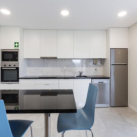 Beautiful Apartment In S O Martinho Do Porto With Balcony เซามาร์ทินโญโดปอร์โต ภายนอก รูปภาพ