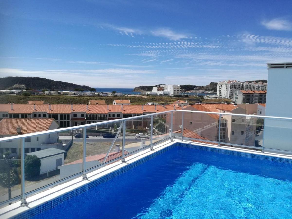 Beautiful Apartment In S O Martinho Do Porto With Balcony เซามาร์ทินโญโดปอร์โต ภายนอก รูปภาพ