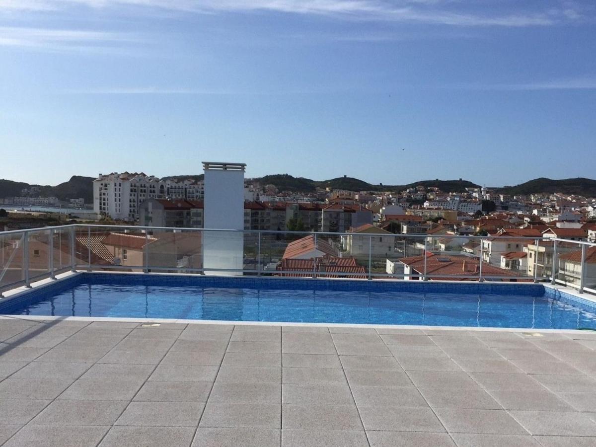 Beautiful Apartment In S O Martinho Do Porto With Balcony เซามาร์ทินโญโดปอร์โต ภายนอก รูปภาพ