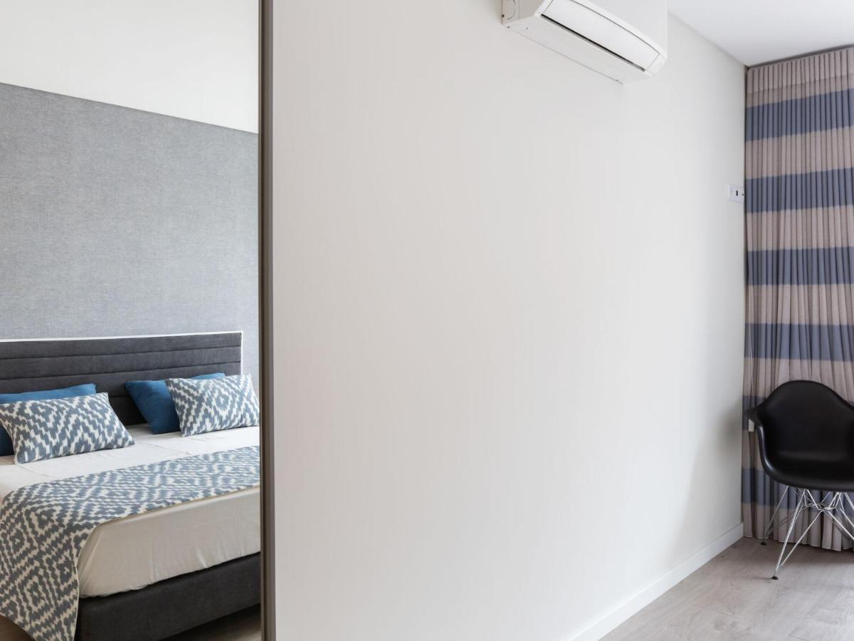 Beautiful Apartment In S O Martinho Do Porto With Balcony เซามาร์ทินโญโดปอร์โต ภายนอก รูปภาพ